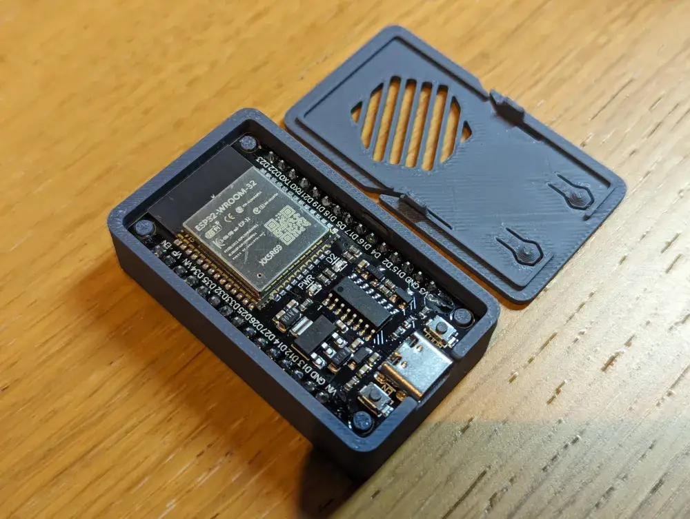 ESP32-WROOM-32 (USB-C) Box with Lid – Övrigt i PLA